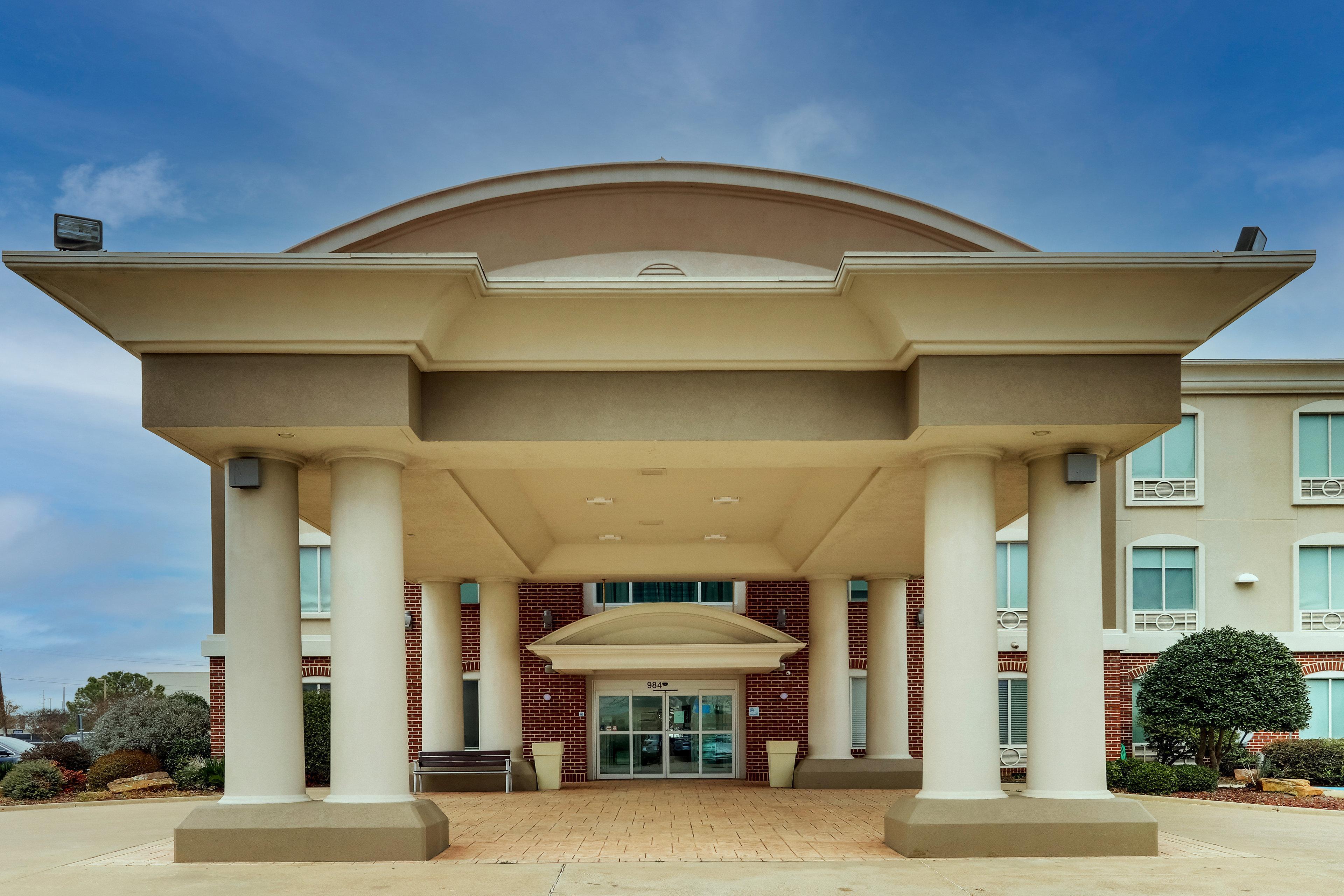 Holiday Inn Express & Suites Waxahachie By Ihg Exterior foto